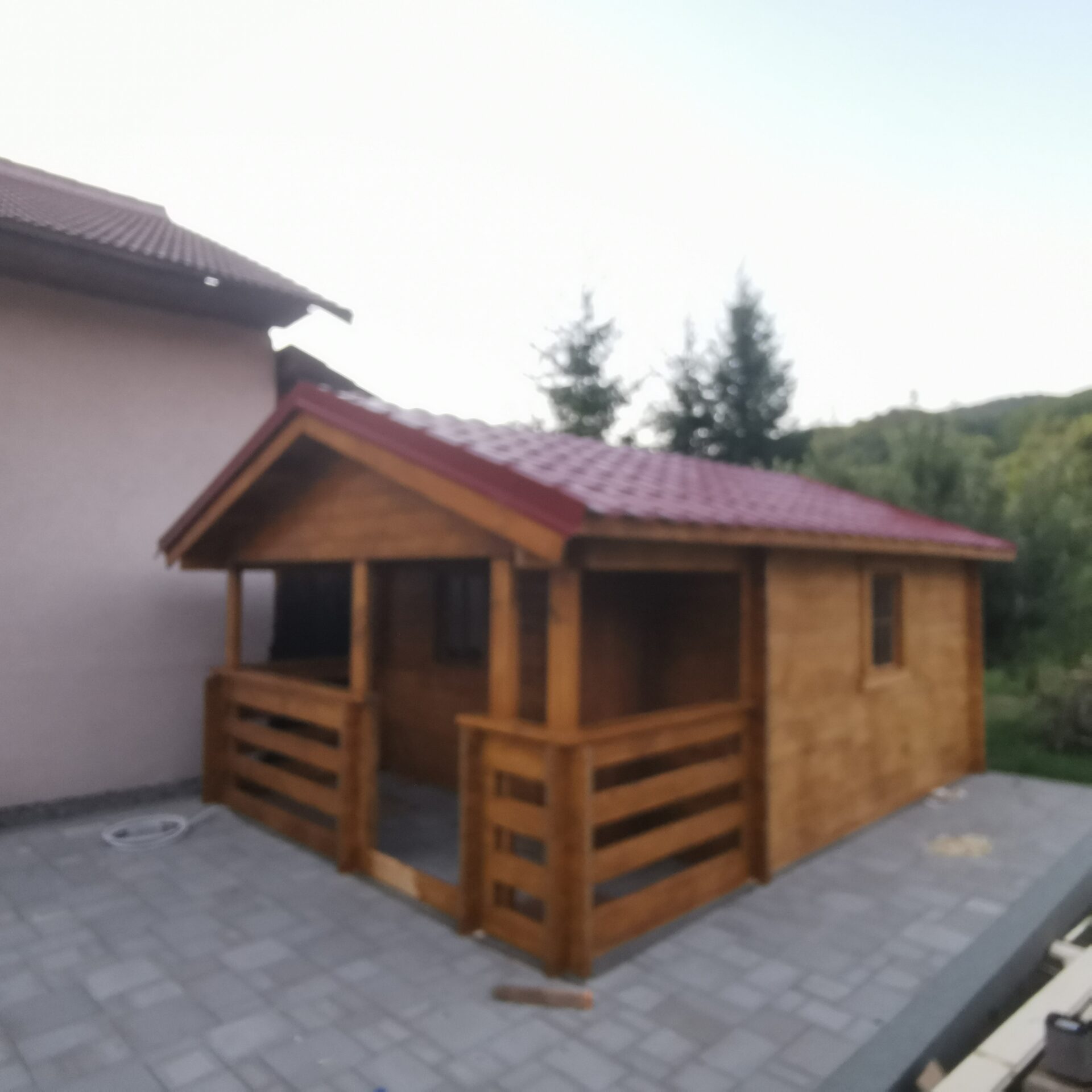 Zrubový domček s terasou - Trnavá Hora
